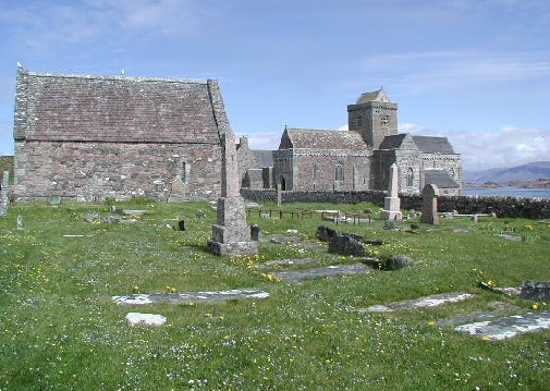 iona%20graveyard%201.jpg